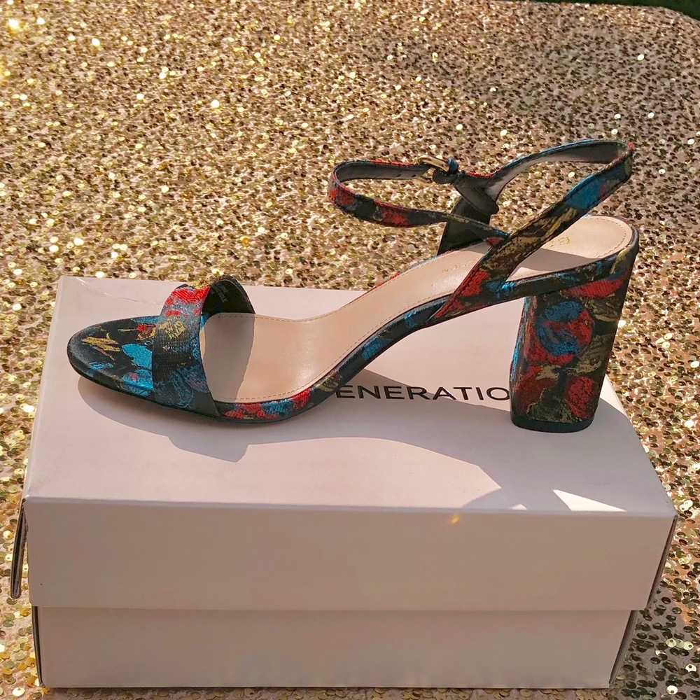 BRAND NEW BCBGeneration Heels SIZE 8